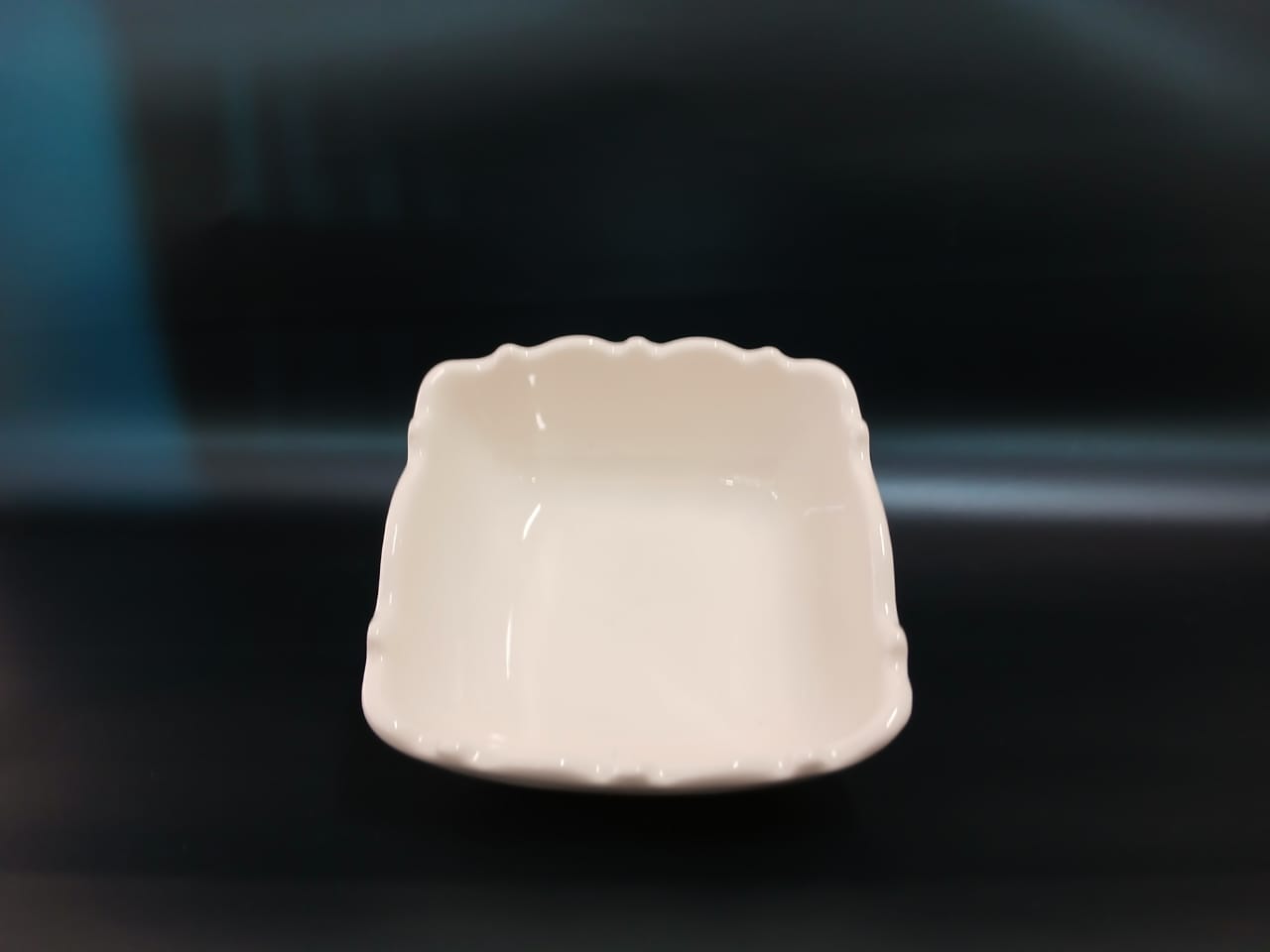 R-24-348 Square Wave Frame Saucer – iCoolHome