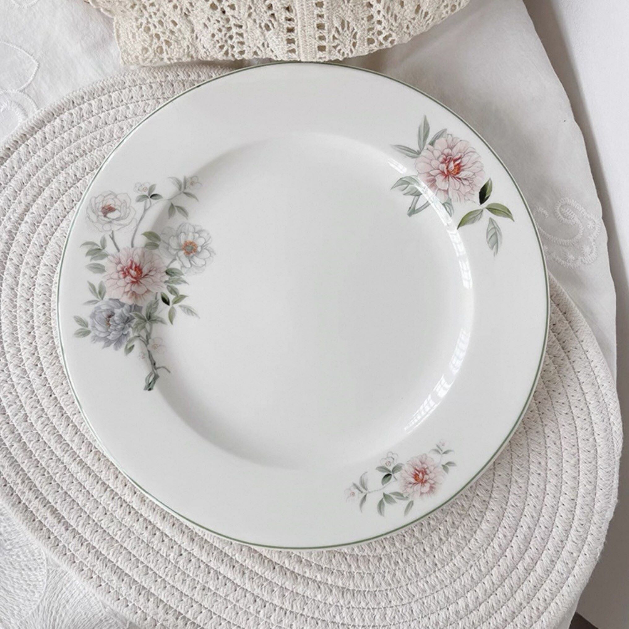 I-27 GREEN FLOWER DINNER PLATE (25cm × 2cm) 4PCS