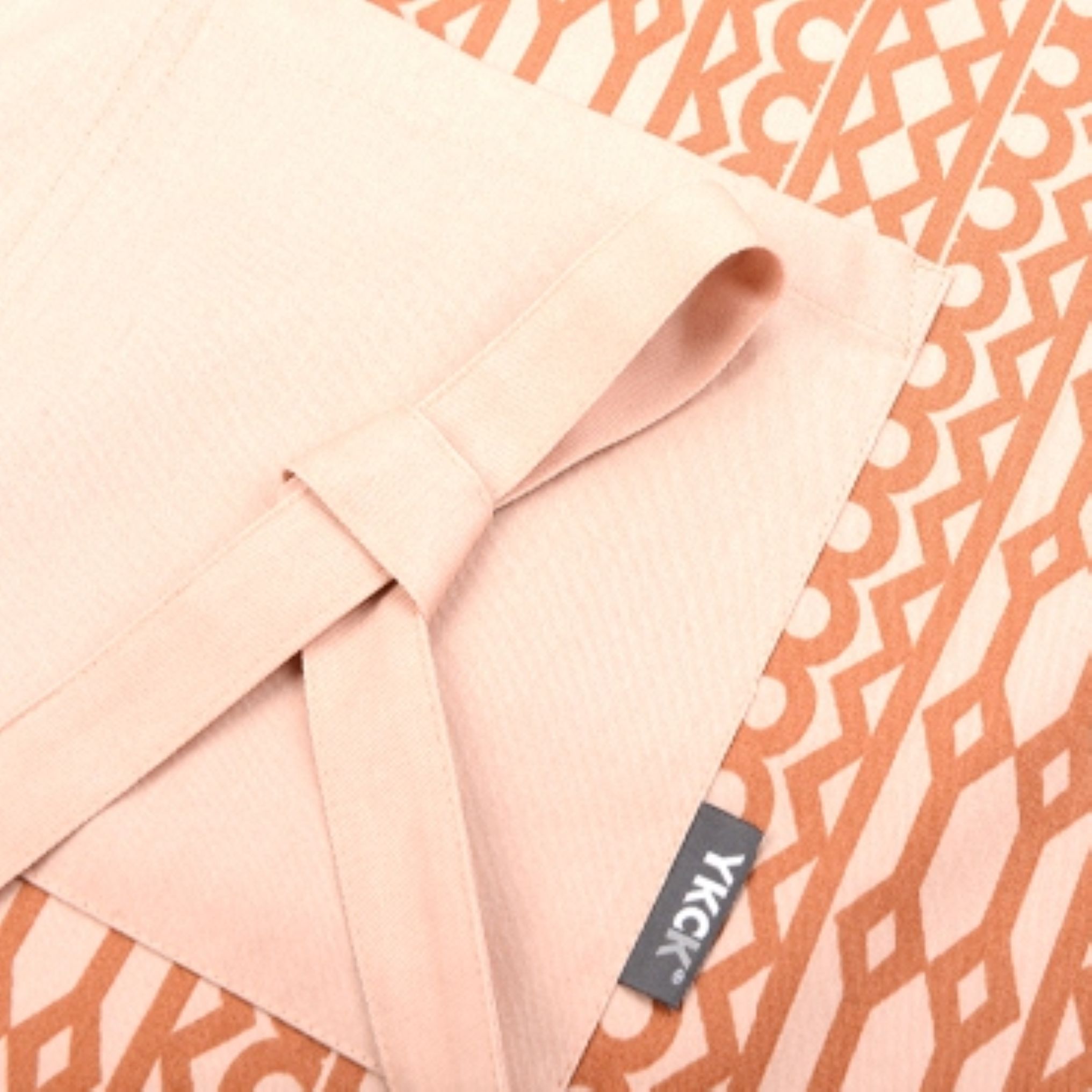 YA25002-P 3-Piece Kitchen Linen Set – Adjustable Apron, Oven Glove & Tea Towel(Terracotta Pink) - Image 13